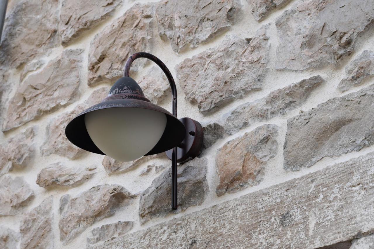 Charming Stone House In Cavtat Old Town Apartamento Exterior foto